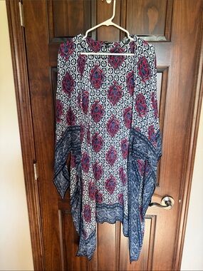 Express Navy, White & Red Printed Kimono Top